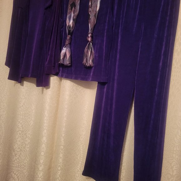 Pantsuit - Picture 2 of 2